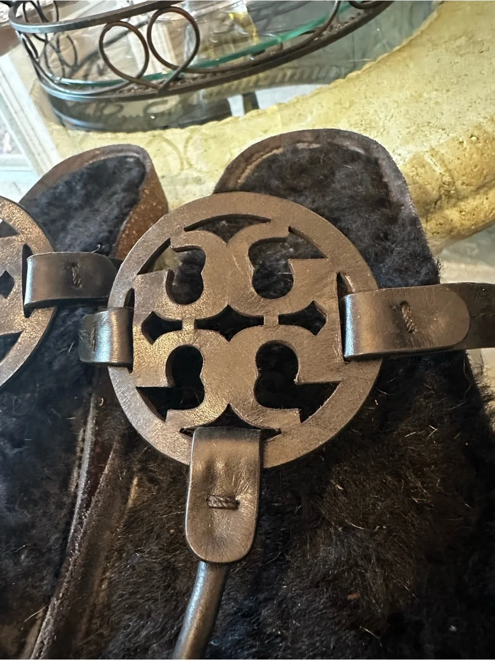 $235 Tory Burch Black Shearling Cloud Miller Sandals sz 9